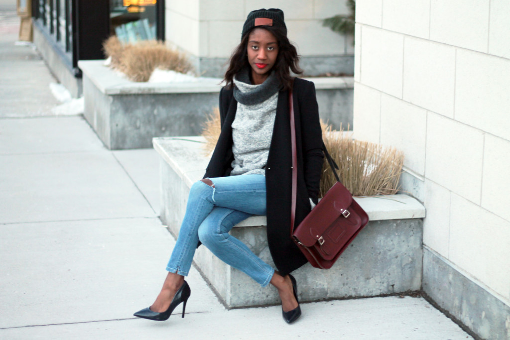 6STYLING AN OVERSIZED SWEATER