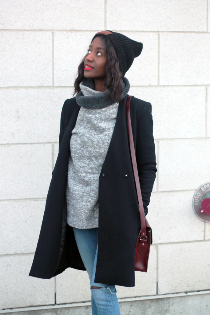 STYLING AN OVERSIED SWEATER